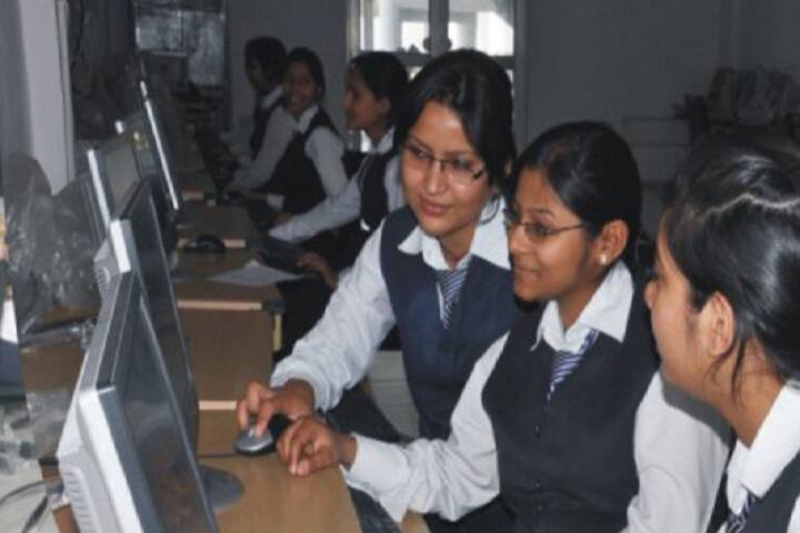 Saraswati Higher Education and Technical College of Polytechnic, Varanasi campus photo 3