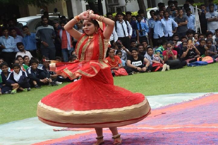 SPCJ Institute of Commerce Business Management and Economics, Agra campus photo 6