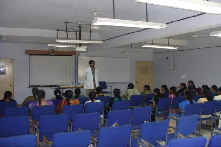 Sandra Shroff Rofel College of Nursing, Vapi campus photo 3