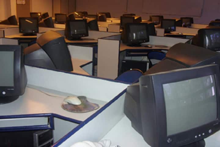 Sandra Shroff Rofel College of Nursing, Vapi campus photo 4