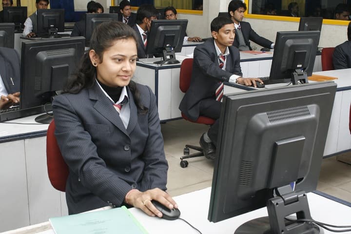 IMR Ghaziabad campus photo 4
