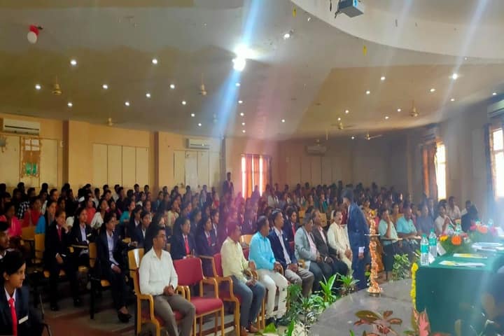 Institute of Management Studies, Davangere University, Davangere campus photo 2