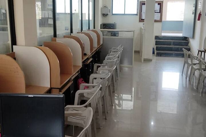 Vishwabharati Academy's College of Computer Science and Management, Ahmednagar campus photo 3