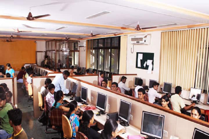 Pillai's Institute of Management, Navi Mumbai campus photo 6