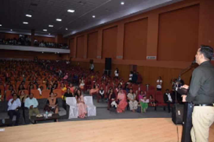 Raj Nobles Degree College, Dungarpur campus photo 3