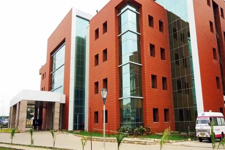 Government Medical College and ESIC Hospital, Coimbatore campus photo 3
