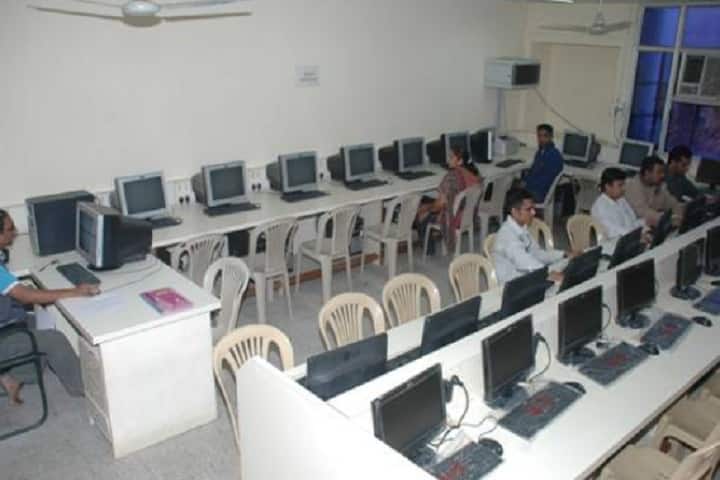 AR College of Pharmacy and GH Patel Institute of Pharmacy, Vallabh Vidyanagar campus photo 4