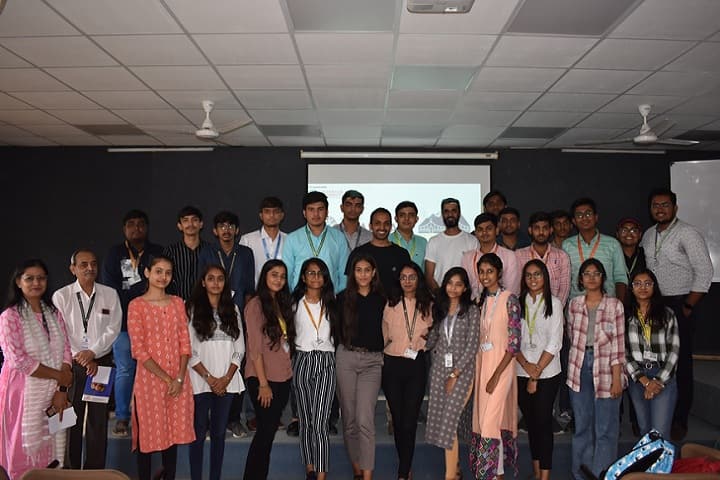 SOIBM Ahmedabad campus photo 4