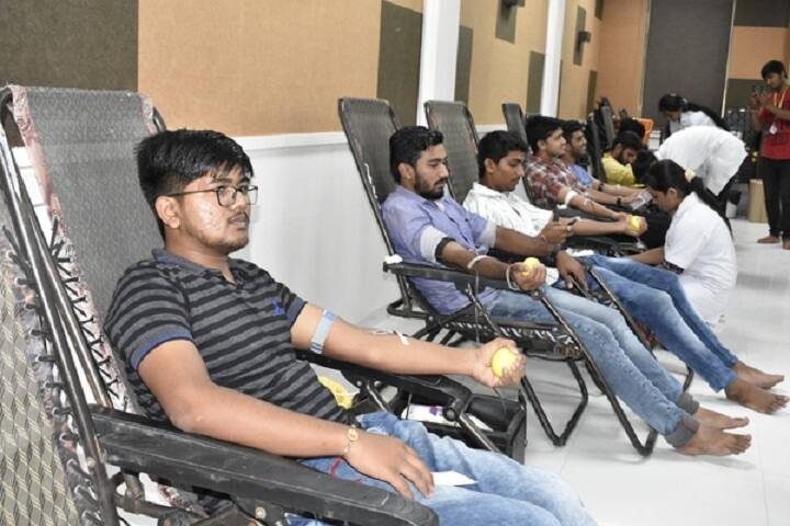 Silver Oak Institute of Management, Ahmedabad campus photo 3