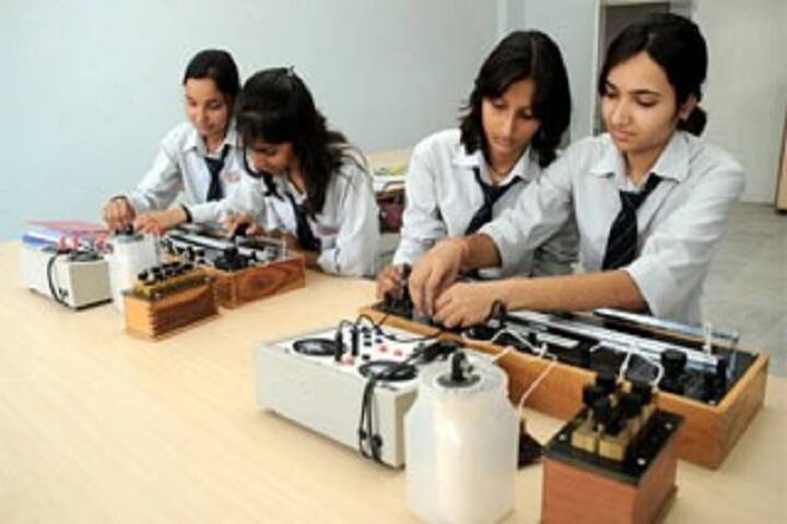 Shree Krishna Mahila College, Jehanabad campus photo 3