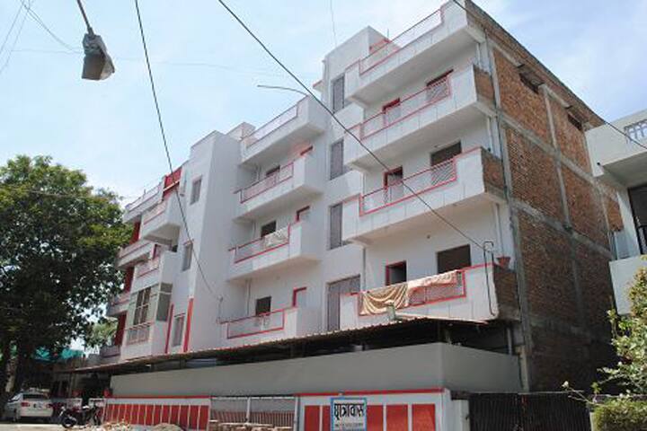 Pt Dr Shiv Shakti Lal Sharma Ayurved Medical College, Ratlam campus photo 4