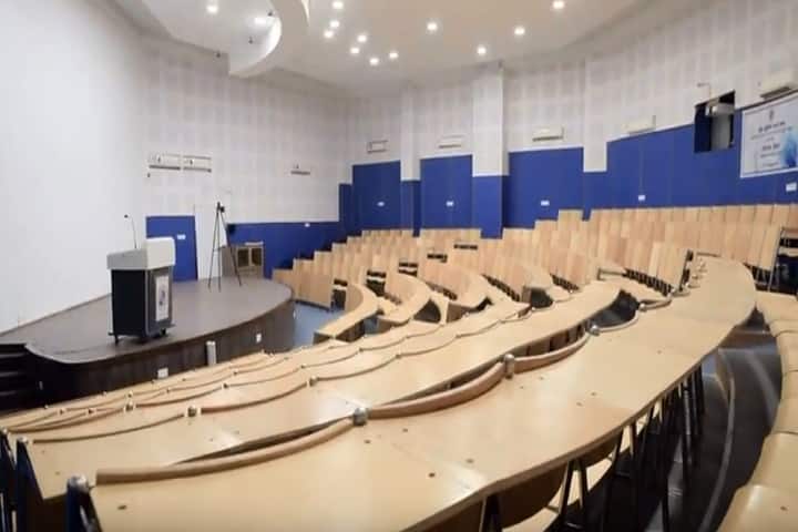 National Institute of Labour Economics Research and Development, Delhi campus photo 3