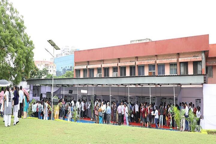 NIV Pune campus photo 3