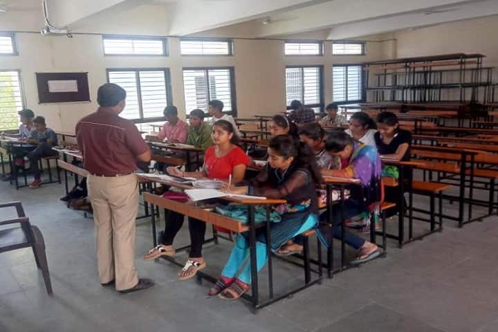 Government Commerce College, Vadali campus photo 3