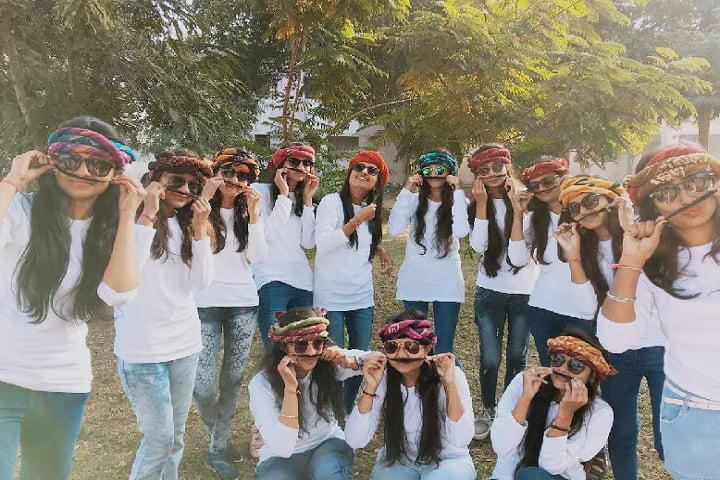 Shri SS Mehta Arts and MM Patel Commerce College, Himatnagar campus photo 5