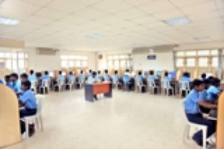 Ramakrishna Mission Polytechnic College, Chennai campus photo 2