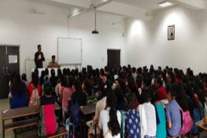 Government College, Daman campus photo 4