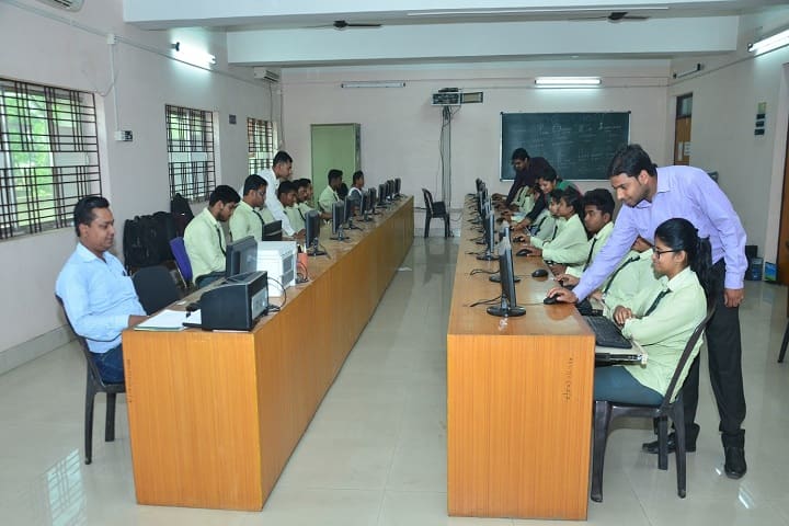 Rajendranath College of Polytechnic, Burdwan campus photo 4