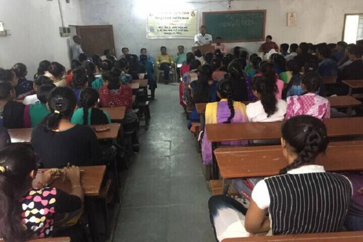 Shree JLK Kotecha Arts and SH Gardi Commerce College, Godhra campus photo 2