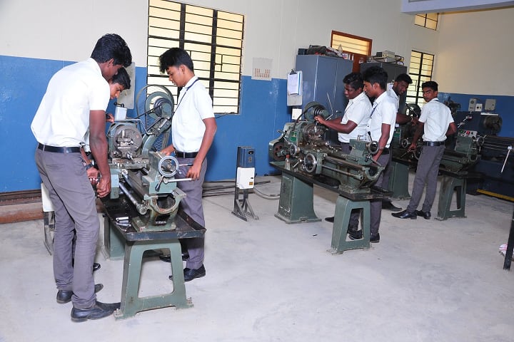 Pastor Lenssen Polytechnic College, Tirunelveli campus photo 6