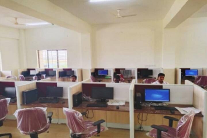 Government Engineering College, Challakere campus photo 4