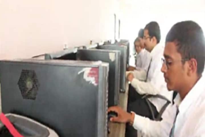 AAEMF's Delight College of Pharmacy, Pune campus photo 2