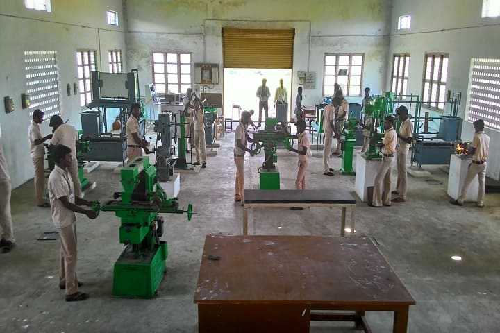 Padalesuwarar Polytechnic College, Cuddalore campus photo 4