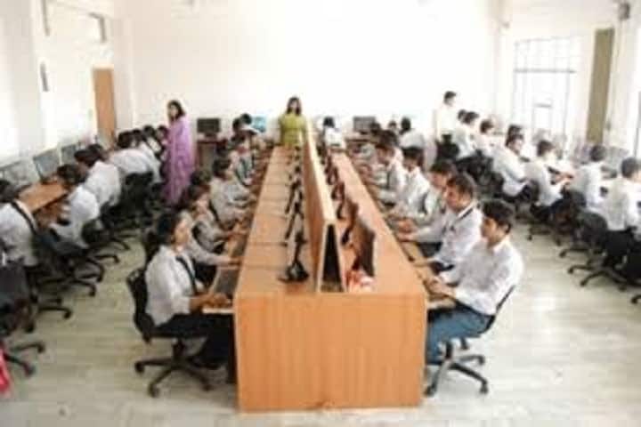 Om Institute of Polytechnic, Hisar campus photo 4