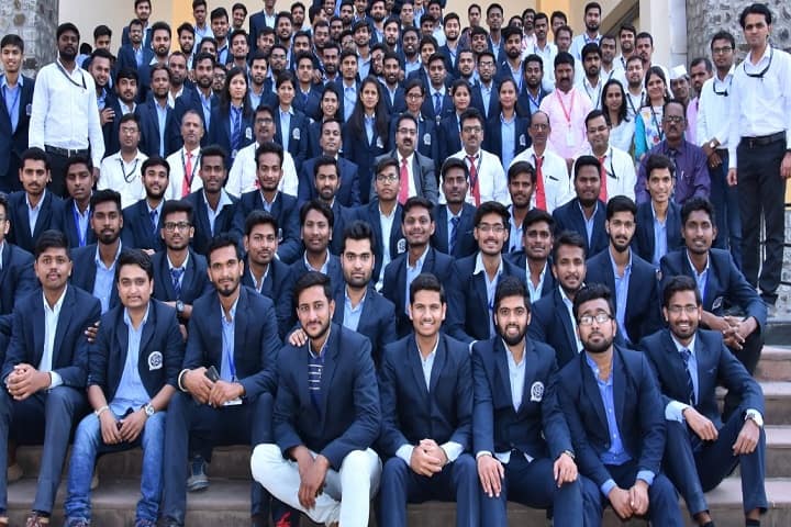 SVIT Nashik campus photo 4