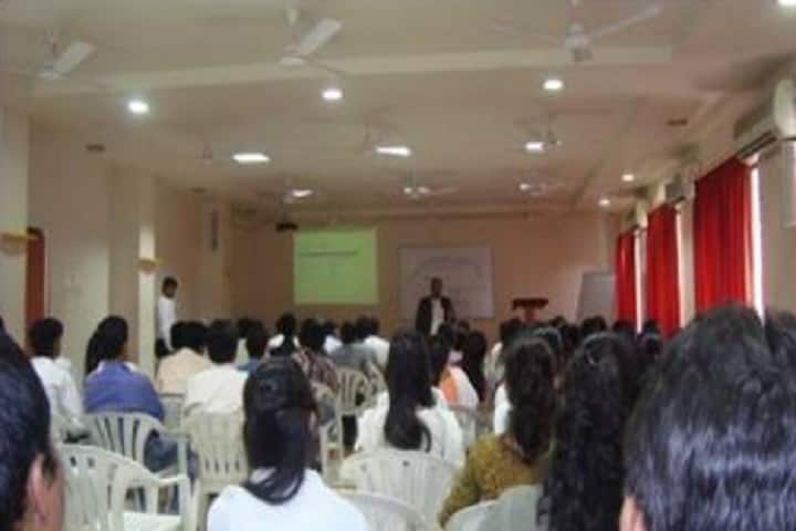 Western College of Commerce and Business Management, Navi Mumbai campus photo 3