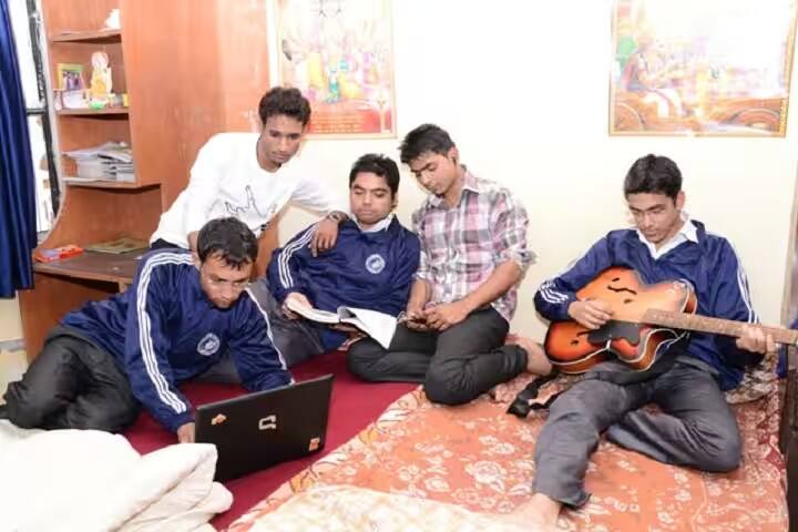 Naraina Nursing College, Kanpur campus photo 3