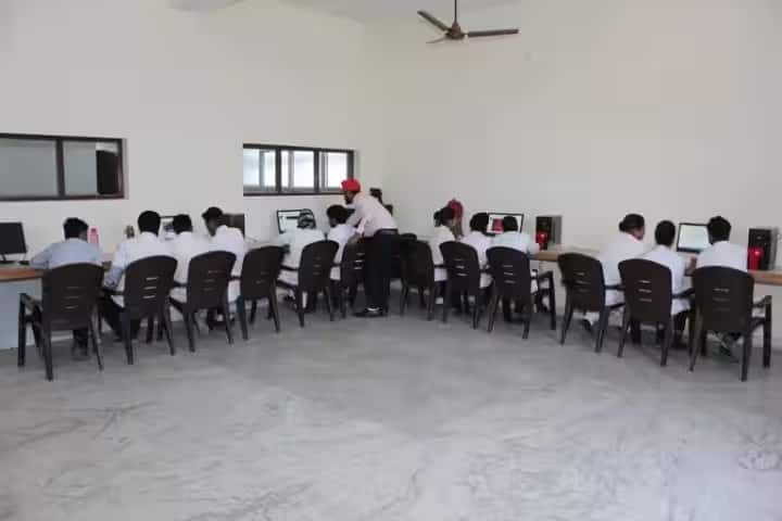 Mother Teresa Nursing College and Hospital, Saharanpur campus photo 6