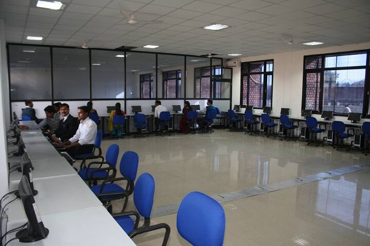 Vindhya Institute of Management, Allahabad campus photo 2