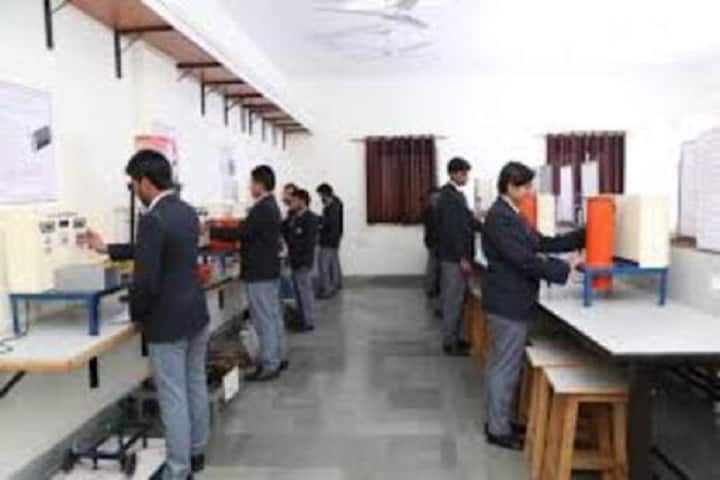 Nalanda Foundations Polytechnic, Dharwad campus photo 2