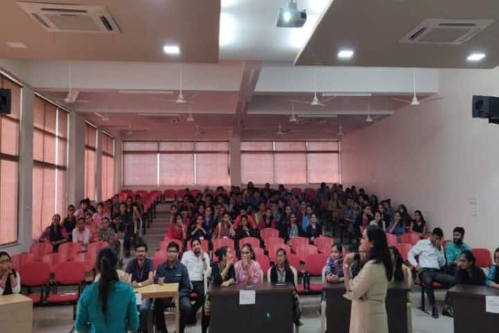 LJ Institute of Physiotherapy, Ahmedabad campus photo 3