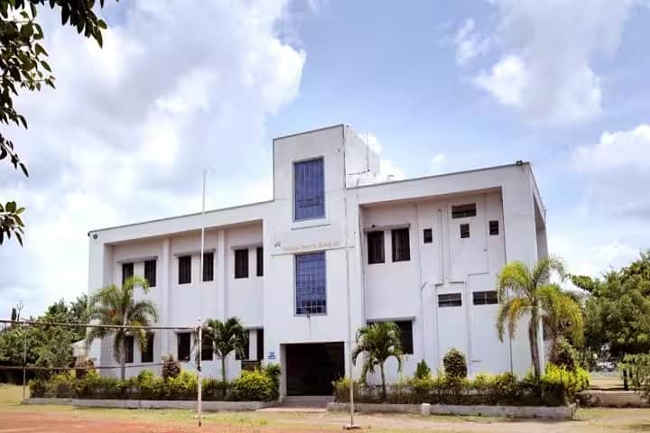 Yashwantrao Chavan Arts, Commerce and Science College, Ambajogai campus photo 2