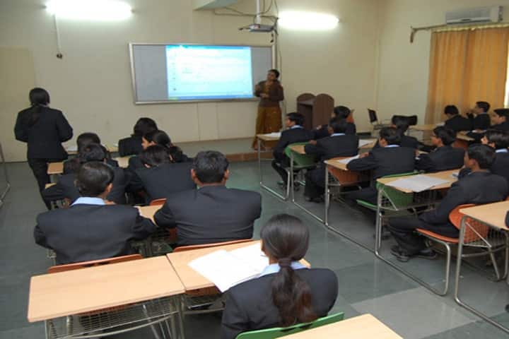 Utkarsh Business School, Bareilly campus photo 5