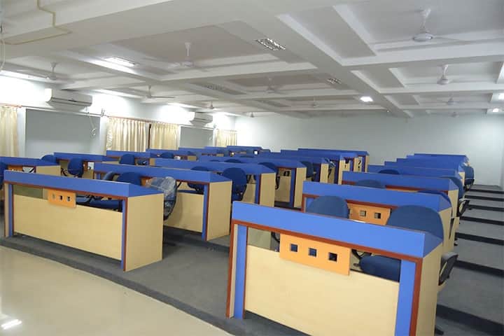 Udaybhansinhji Regional Institute of Cooperative Management, Gandhinagar campus photo 2