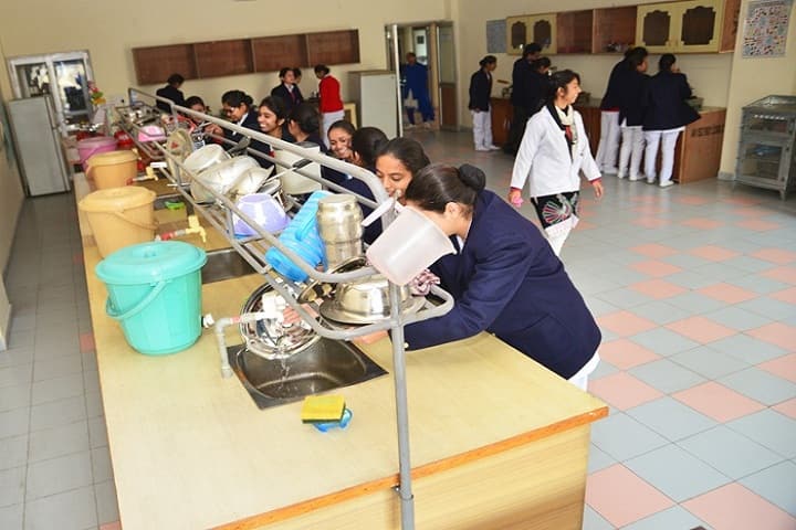 Mother Mary's Institute of Nursing, Hoshiarpur campus photo 3