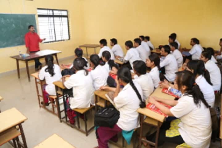 Shri CB Guttal Ayurvedic Medical College and Hospital, Dharwad campus photo 2