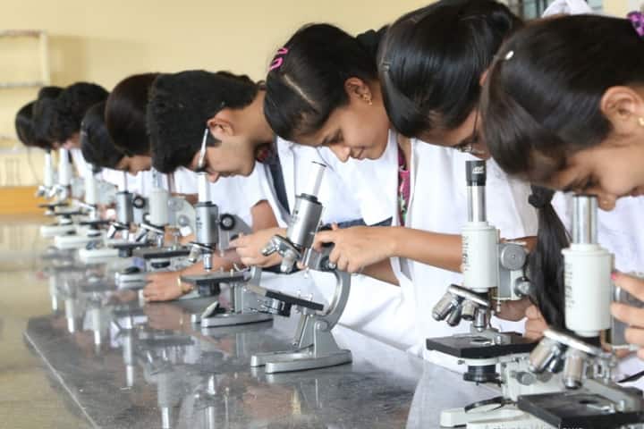 Shri CB Guttal Ayurvedic Medical College and Hospital, Dharwad campus photo 3