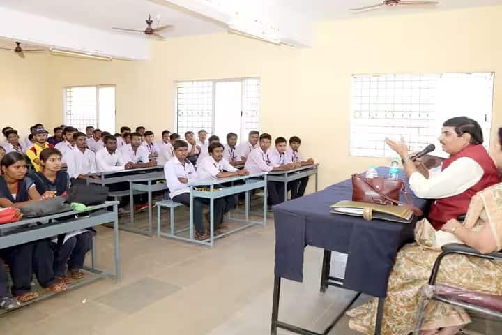 Government First Grade College, Navanagar campus photo 3