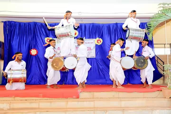 Government First Grade College, Navanagar campus photo 4
