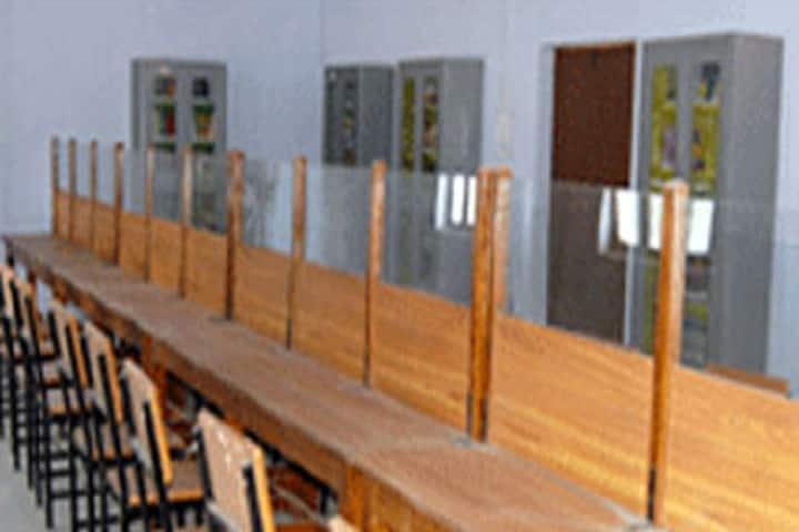 Swami Swaroopanand Institute of Management and Technology, Muzaffarnagar campus photo 3