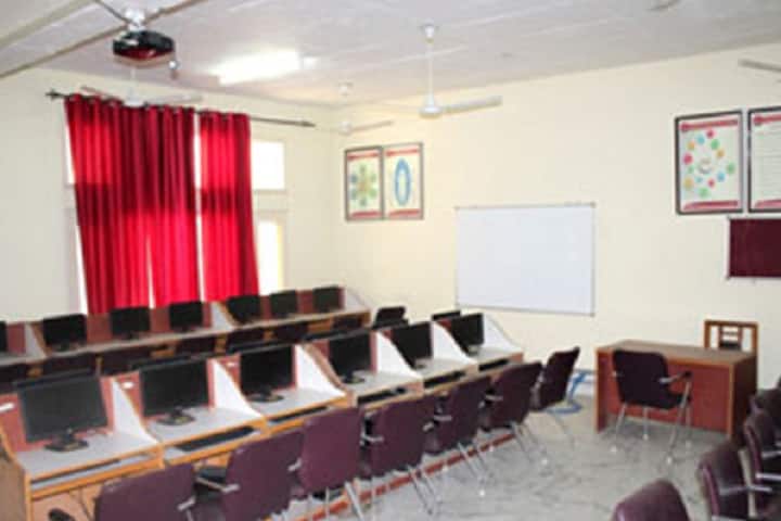 University Institute of Tourism and Hospitality Management, Chandigarh University, Chandigarh campus photo 4