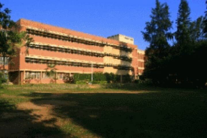 St Johns Medical College, Bangalore campus photo 2