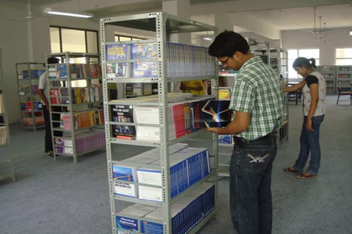 SRMBS Lucknow campus photo 2