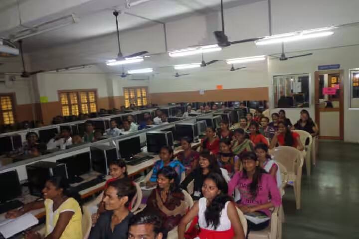 Vimal Tormal Poddar Commerce College, Surat campus photo 5