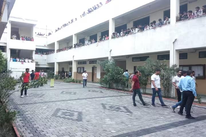 Vimal Tormal Poddar Commerce College, Surat campus photo 6