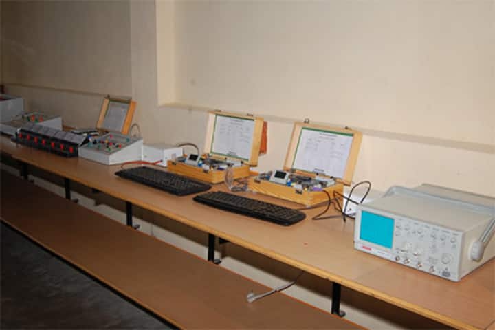 Maa Vaishno Maa Sharda Polytechnic, Azamgarh campus photo 5